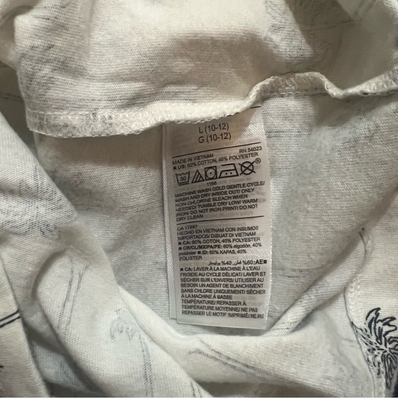 Old Navy Palm Tree Tee - Picture 2 of 3